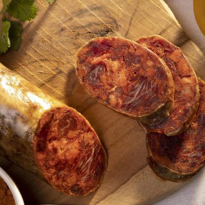 surtido-de-deliciosos-chorizos-tradicionales surtido-de-deliciosos-chorizos-tradicionales